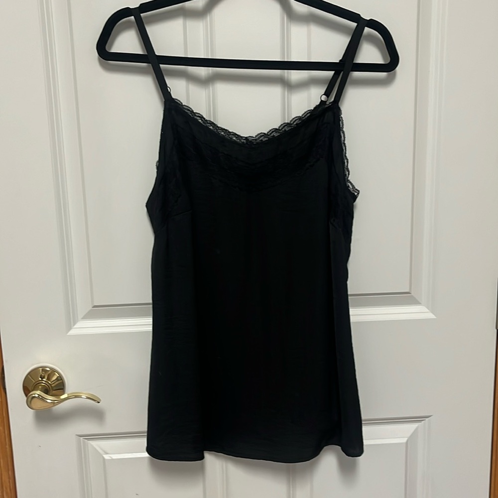 CAbi all purpose Cami in black